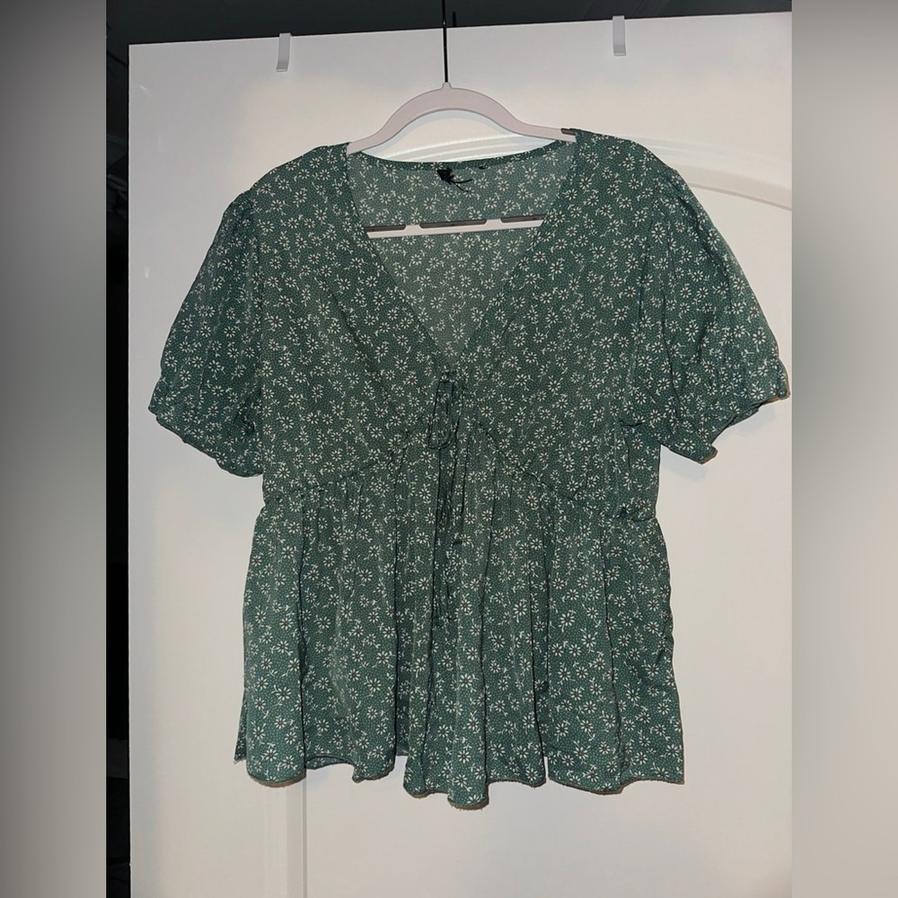 Green Daisy Shirt